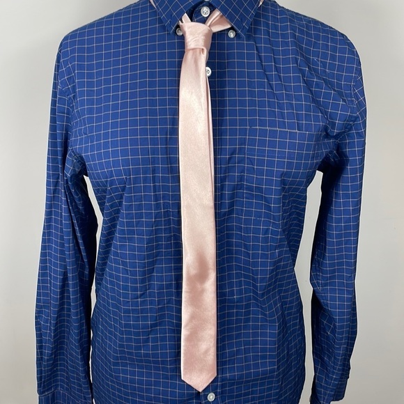 Champagne colored skinny tie - Picture 4 of 10